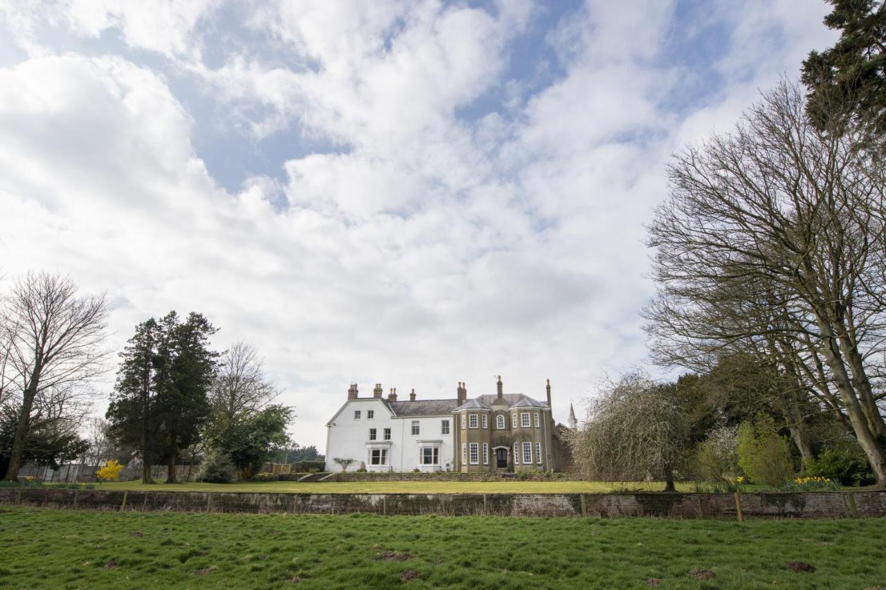 Upper Helmsley Hall 约克 外观 照片